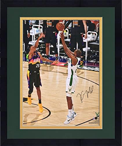 Снимка шампион Финалната серия на НБА 2021 г. Крис Миддлтона Милуоки Бъкс в рамка с автограф 16x 20 - Снимки на