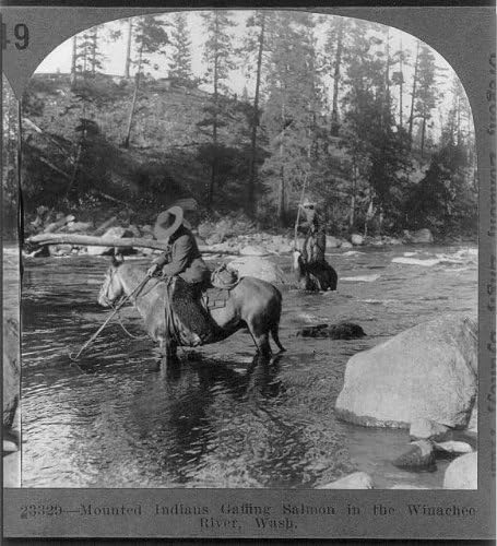 Снимка: Планински индианците Улов на сьомга, река Вайначи, Вашингтон, Вашингтон, езда на кон, 1922 година.