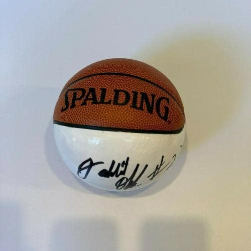 Niki Окафор Подписа, Мини баскетбол Spalding NBA с Автограф - Баскетболни топки с автографи
